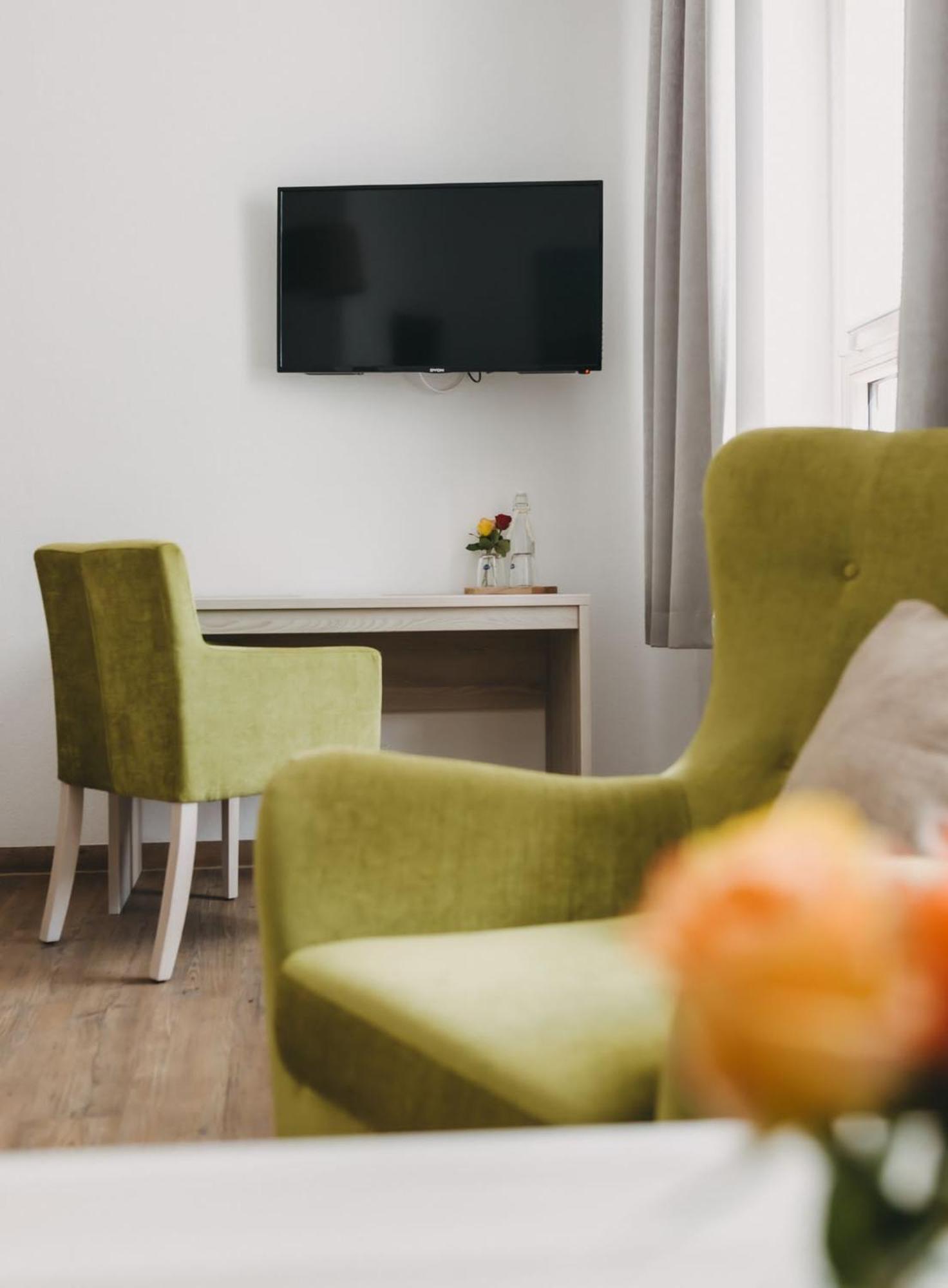 Hotel Am Stadtpark Nordhausen Buitenkant foto