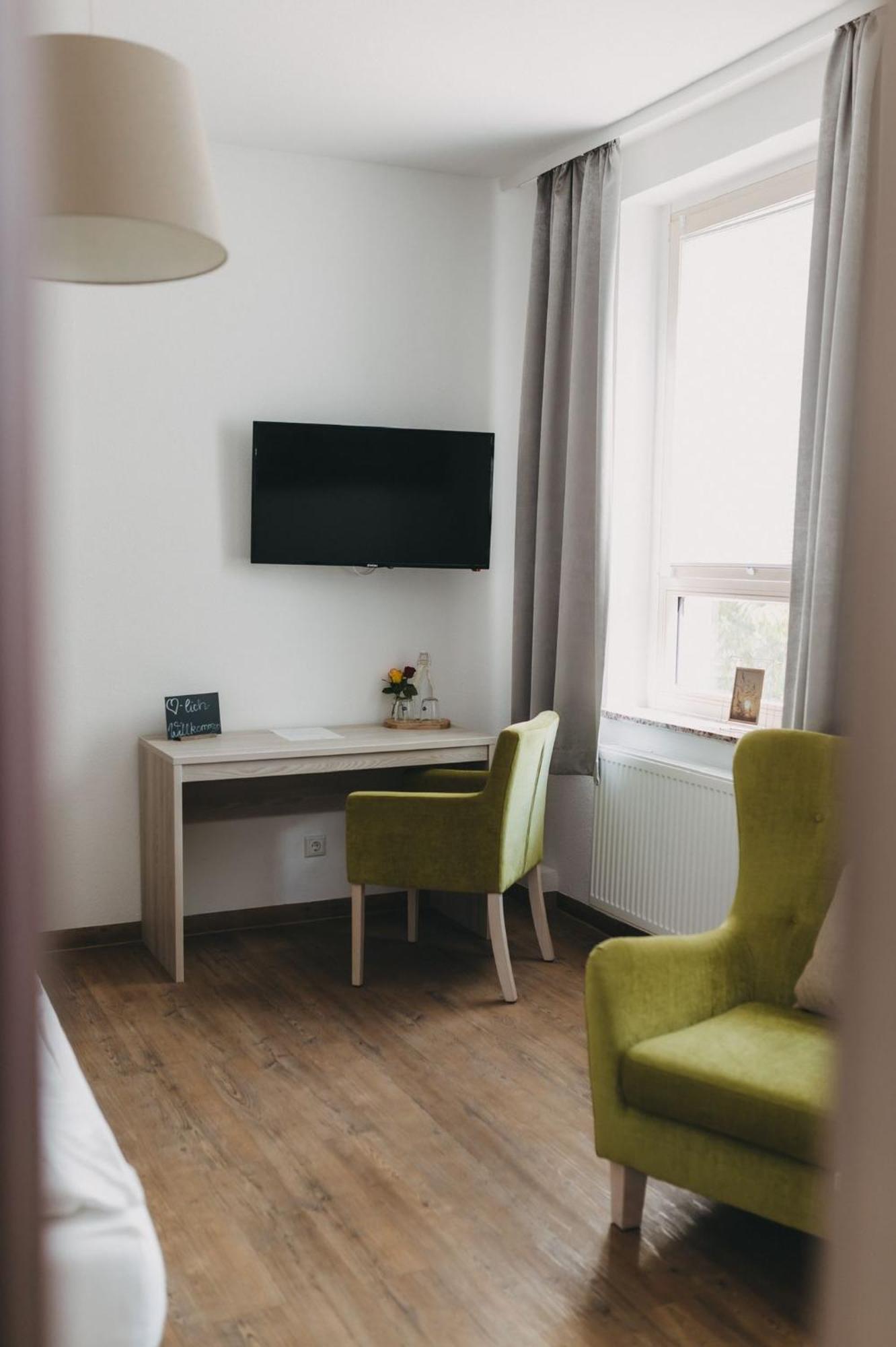 Hotel Am Stadtpark Nordhausen Buitenkant foto