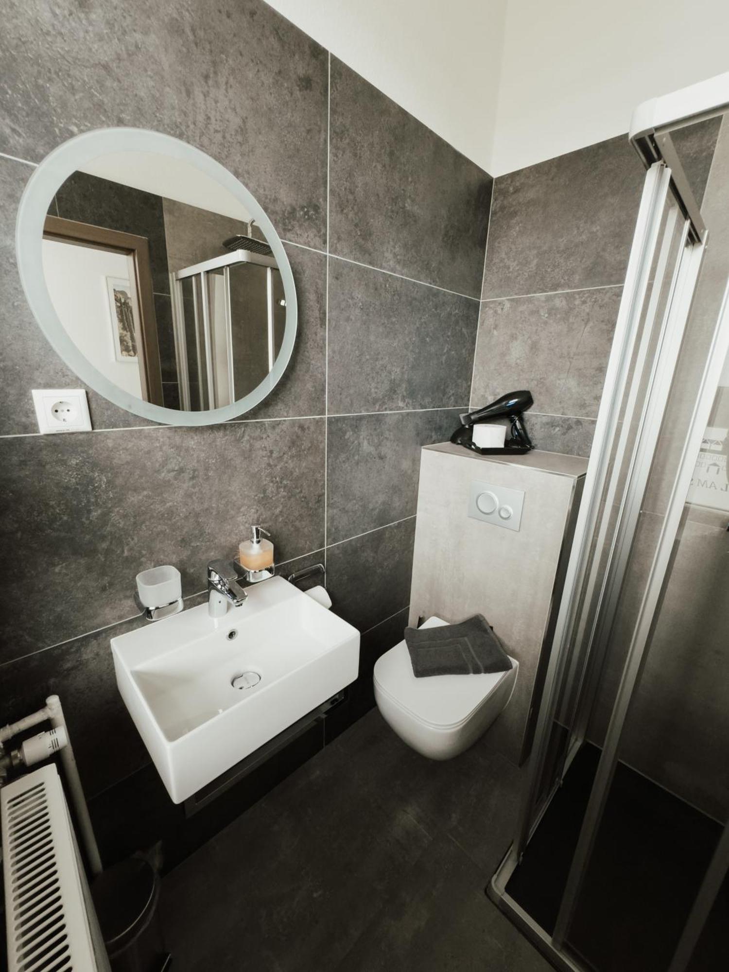 Hotel Am Stadtpark Nordhausen Buitenkant foto